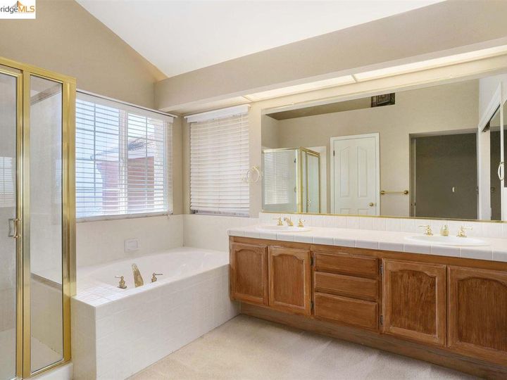 2555 Cherry Hills Dr, Discovery Bay, CA | Discovery Bay Country Club. Photo 25 of 36