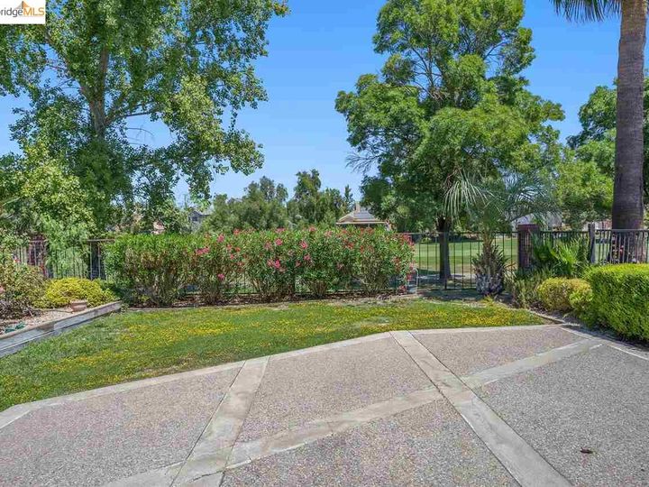 2555 Cherry Hills Dr, Discovery Bay, CA | Discovery Bay Country Club. Photo 34 of 36