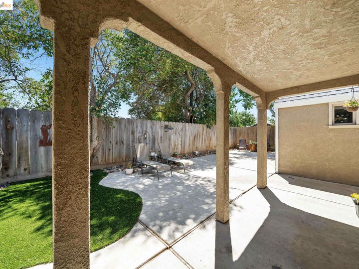 262 W Lowell Ave, Tracy, CA | Central Tracy. Photo 46 of 47