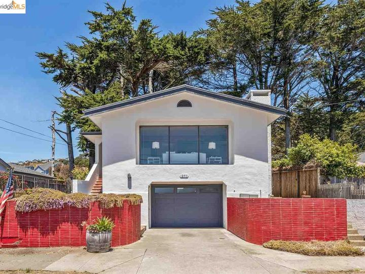271 Clifton Rd, Pacifica, CA | . Photo 1 of 32