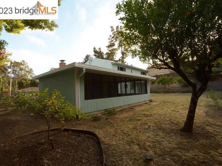 280 Elysian Fields Dr, Oakland, CA | Sequoyah Heights. Photo 12 of 57