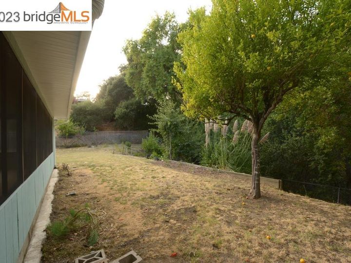 280 Elysian Fields Dr, Oakland, CA | Sequoyah Heights. Photo 14 of 57