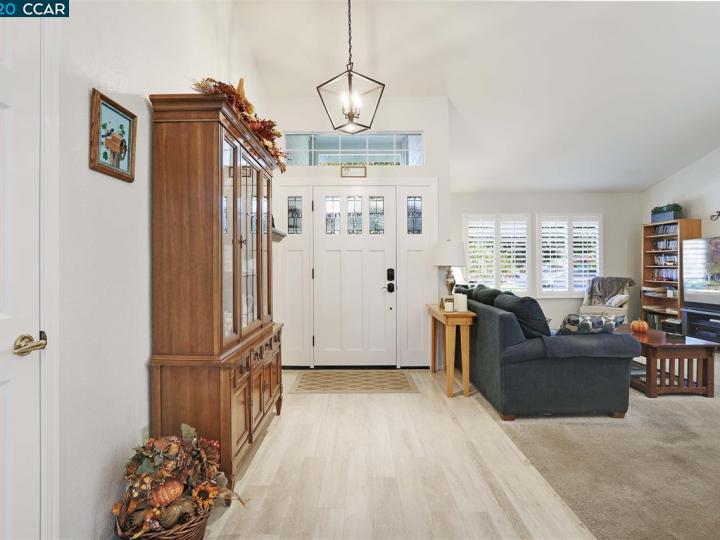 2807 Heather Heights Ct, Antioch, CA | . Photo 7 of 39