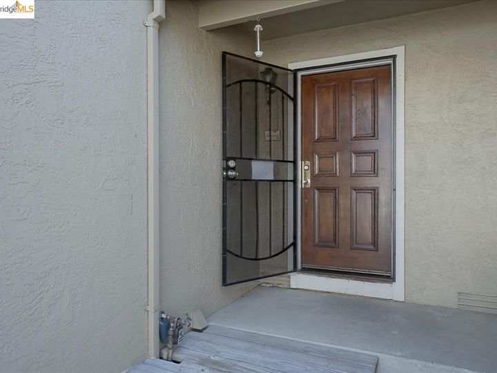 3094 Peppermill Cir, Pittsburg, CA, 94565 Townhouse. Photo 36 of 37