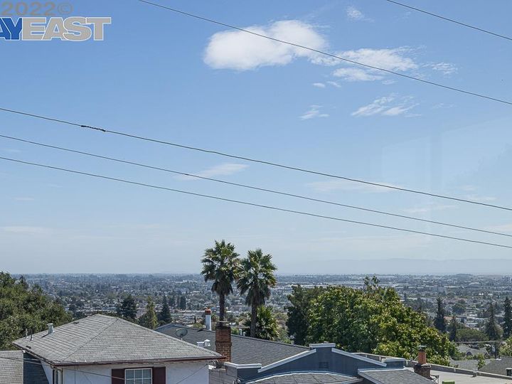 3143 Knowland Ave, Oakland, CA | Maxwell. Photo 19 of 40