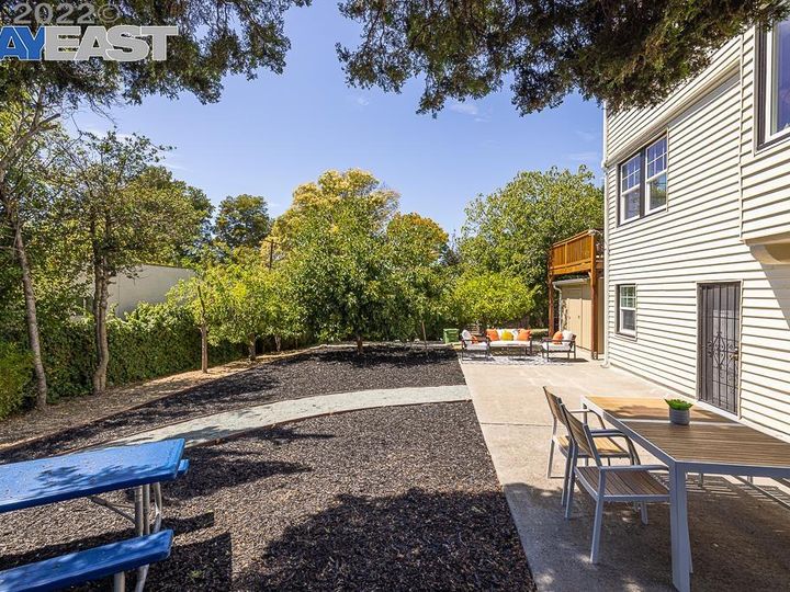 3143 Knowland Ave, Oakland, CA | Maxwell. Photo 34 of 40