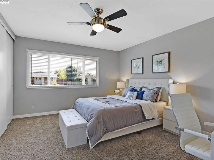 32326 Crest Ln, Union City, CA | Town And Country. Photo 17 of 31