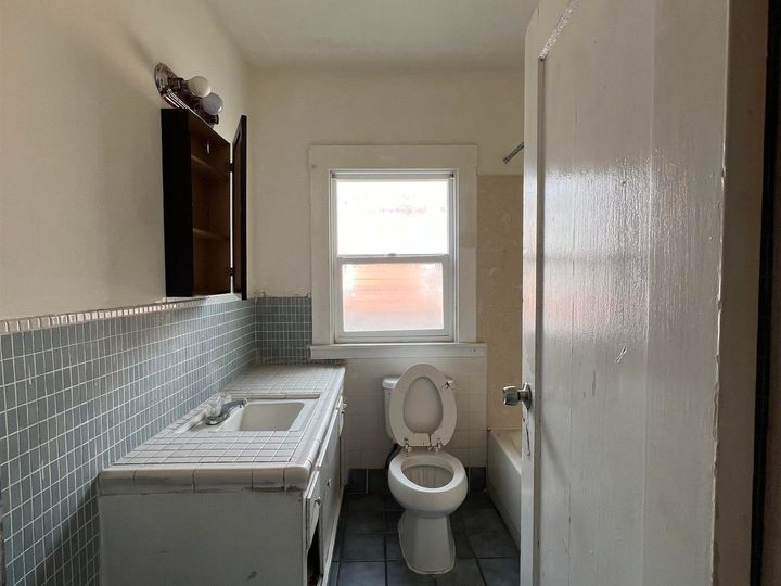 3235 Brookdale Ave, Oakland, CA | . Photo 10 of 33