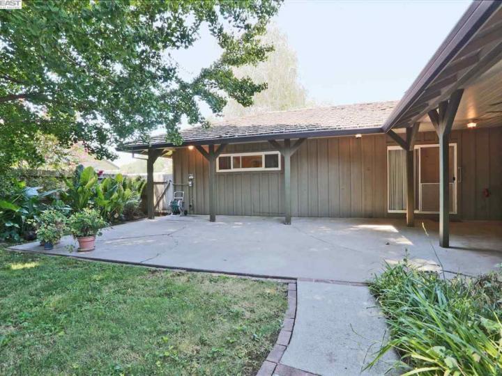325 Breese Ave, Red Bluff, CA | . Photo 26 of 29