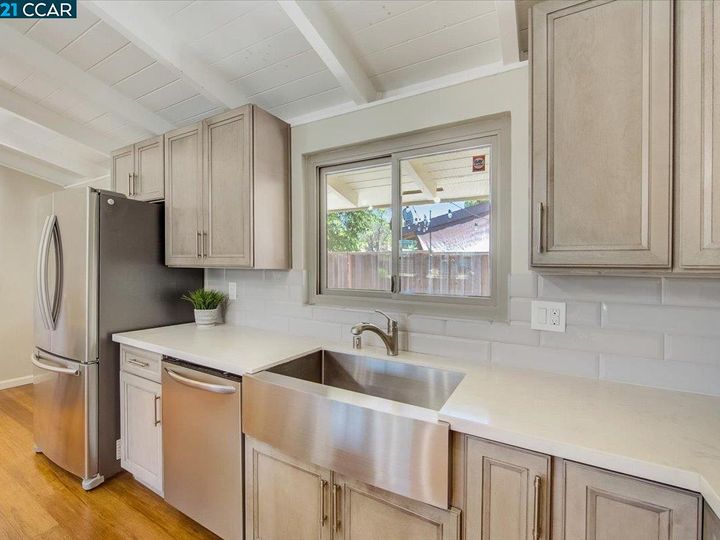 3372 Esperanza Dr, Concord, CA | Holbrook Heights. Photo 11 of 39