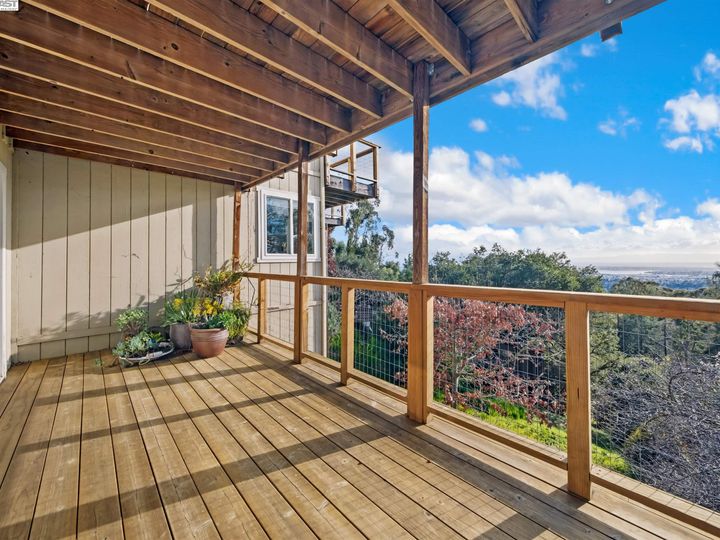 3425 Brunell Dr, Oakland, CA | Woodminster. Photo 36 of 59