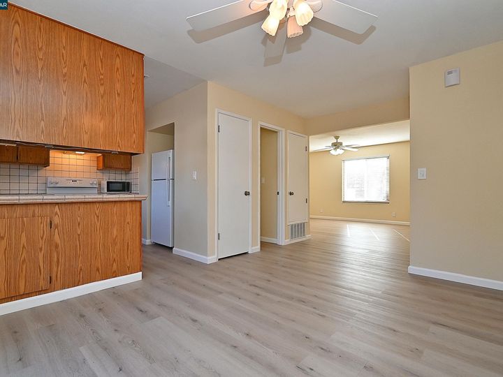 3605 Northwood Dr #D, Concord, CA, 94520 Townhouse. Photo 6 of 27
