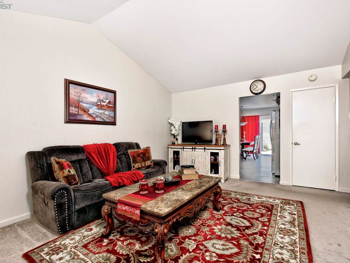 36410 Bendel Ter, Fremont, CA, 94536 Townhouse. Photo 4 of 17