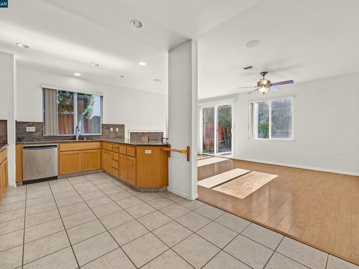 3702 Woodland Pl, Richmond, CA | Discovery Bay Country Club. Photo 12 of 43