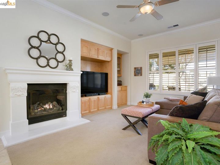 371 St Claire Ter, Brentwood, CA | Summerset 4. Photo 7 of 39