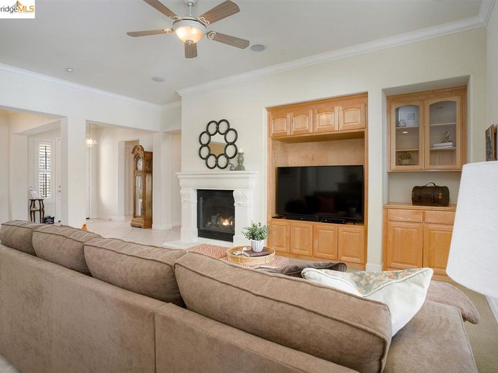 371 St Claire Ter, Brentwood, CA | Summerset 4. Photo 8 of 39
