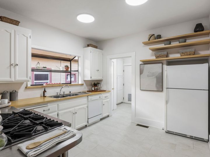 378 50th St, Oakland, CA | Temescal. Photo 11 of 27