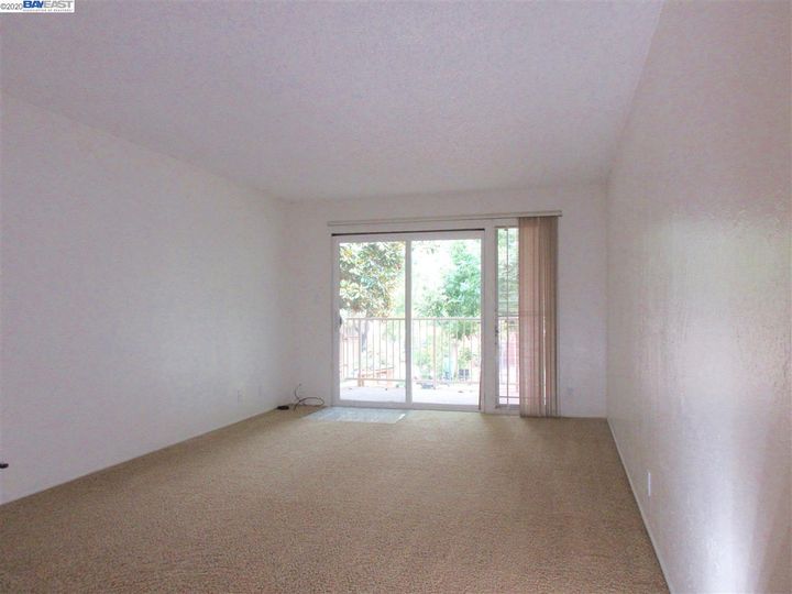 Rental 38500 Paseo Padre Pkwy unit #208, Fremont, CA, 94536. Photo 2 of 9