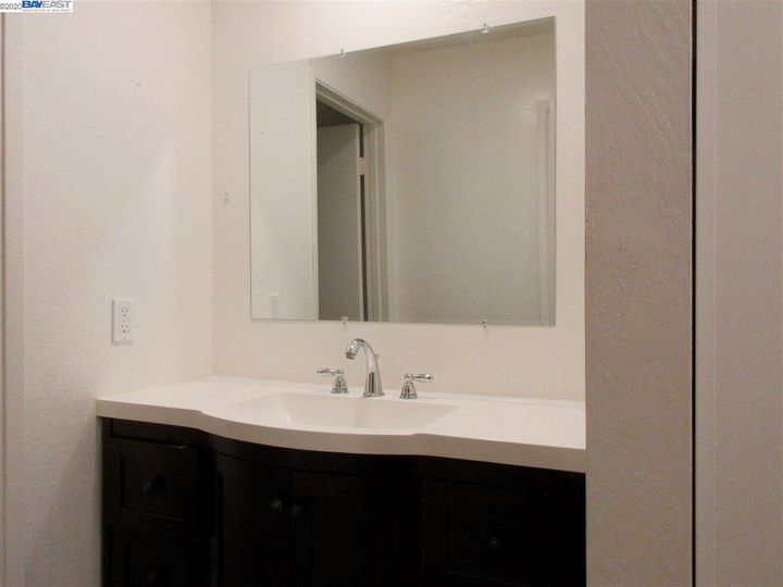 Rental 38500 Paseo Padre Pkwy unit #208, Fremont, CA, 94536. Photo 6 of 9