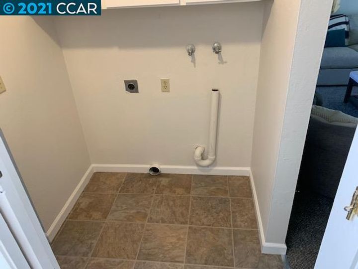4004 Willow Pass Rd #"D", Concord, CA, 94519 Townhouse. Photo 11 of 35