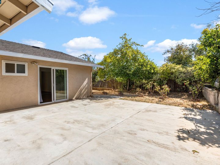 401 Donegal Dr, Vallejo, CA | . Photo 34 of 45