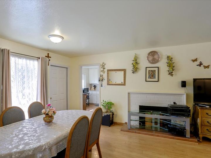 402 Haven Dr, King City, CA | . Photo 13 of 23