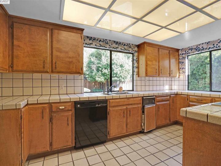 40708 Canyon Heights Dr, Fremont, CA | Kimber Park. Photo 11 of 40