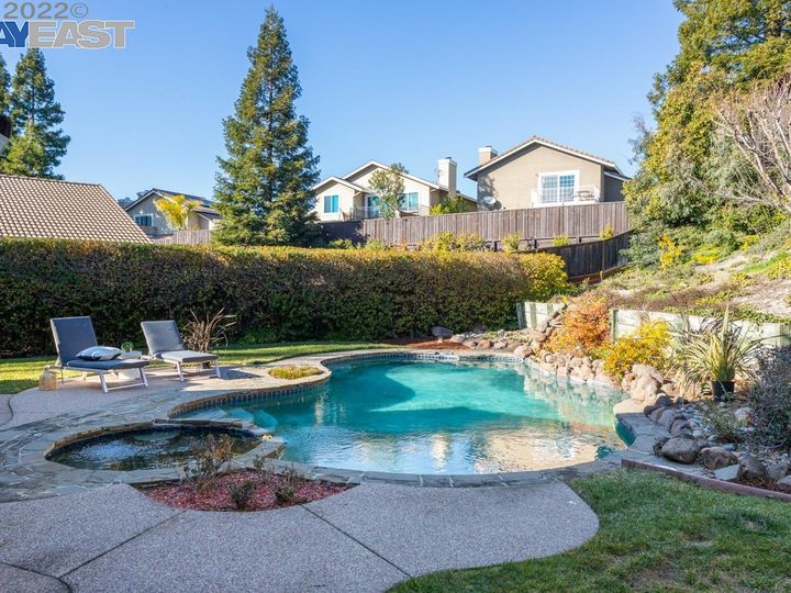 4160 Canyon Crest Rd West, San Ramon, CA | Canyon Crest. Photo 26 of 27