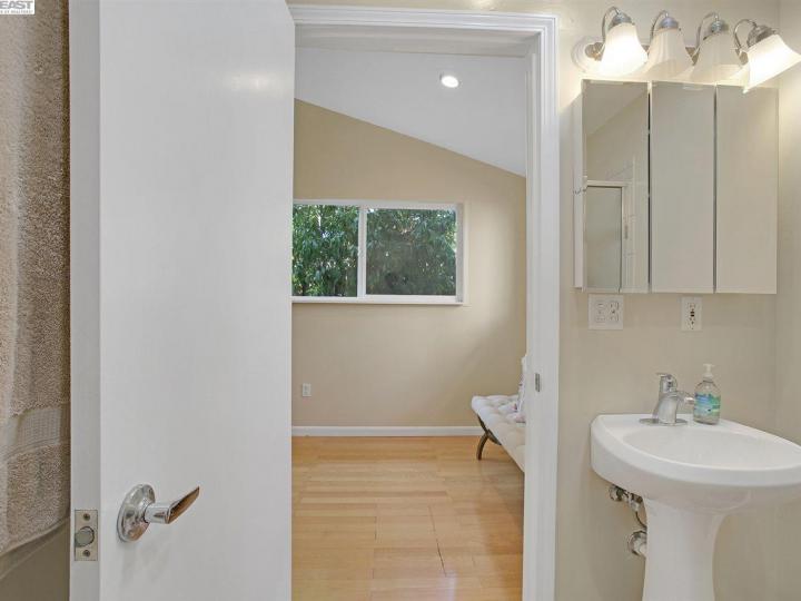 425 Emerson St, Fremont, CA | Mission. Photo 27 of 40
