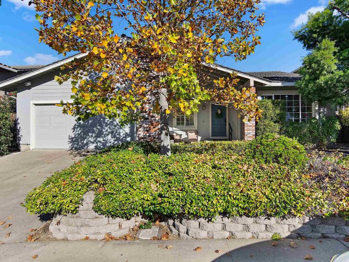 4493 Barberry Ct, Concord, CA | The Crossings. Photo 1 of 33