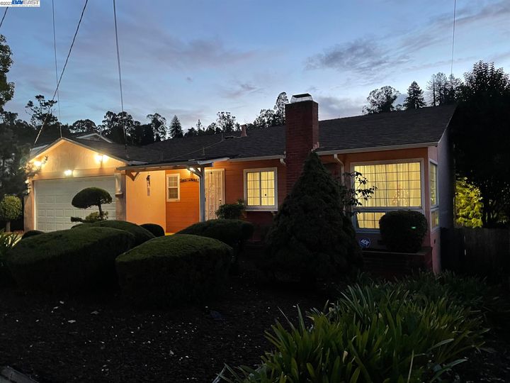 4712 Stacy St, Oakland, CA | Grass Valley. Photo 4 of 24