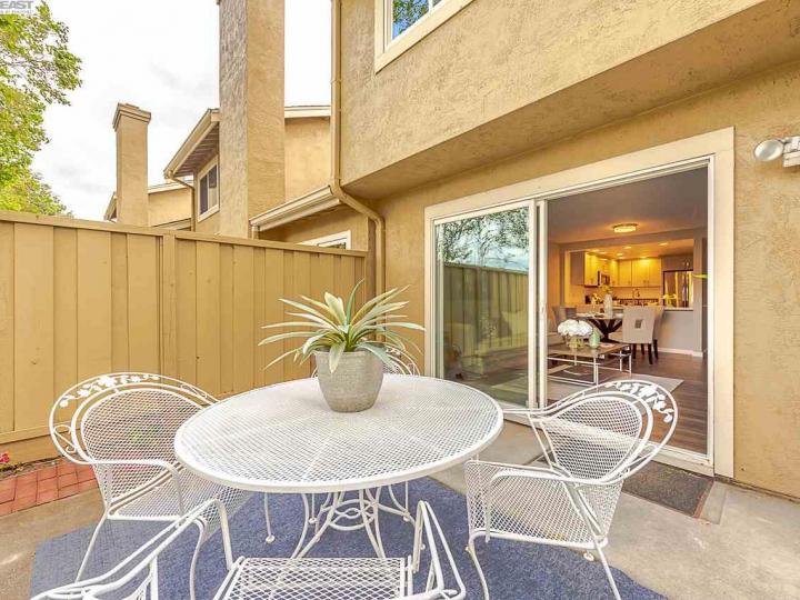 4832 Touchstone Ter, Fremont, CA, 94555 Townhouse. Photo 32 of 38