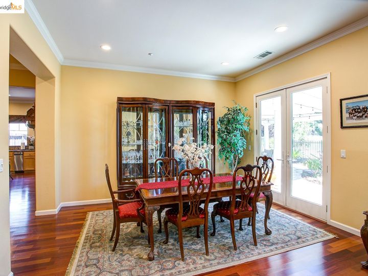 486 Lakeview Dr, Brentwood, CA | Shadow Lakes. Photo 10 of 58