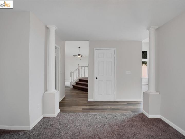 501 Sir Lancelot Dr, Tracy, CA | Central Tracy. Photo 13 of 25