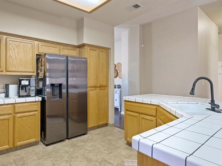 5221 Old Town Ln, Salida, CA | Colony. Photo 4 of 19
