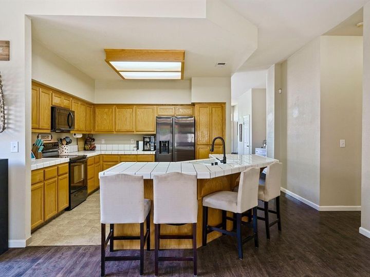5221 Old Town Ln, Salida, CA | Colony. Photo 6 of 19