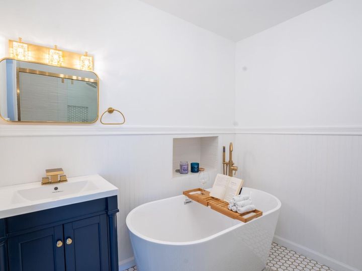 5247 Wentworth Ave, Oakland, CA | . Photo 14 of 22