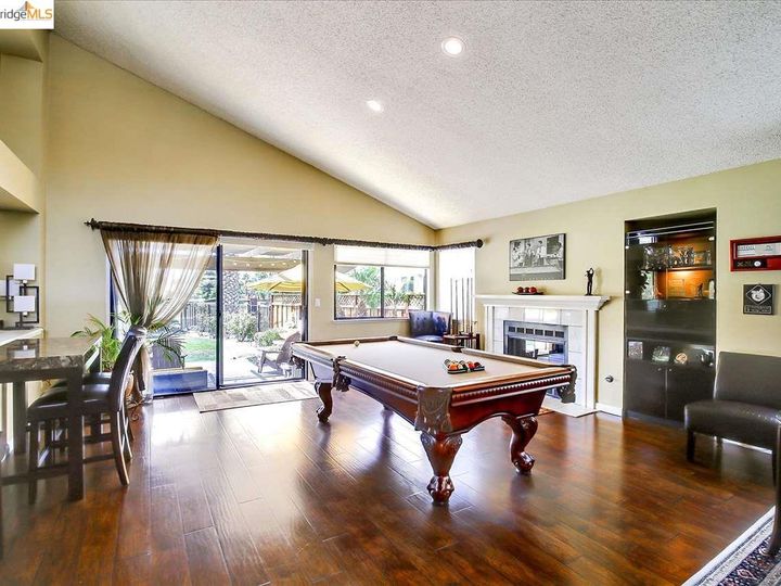 5330 Emerald Ct, Discovery Bay, CA | Discovery Bay Country Club. Photo 18 of 40