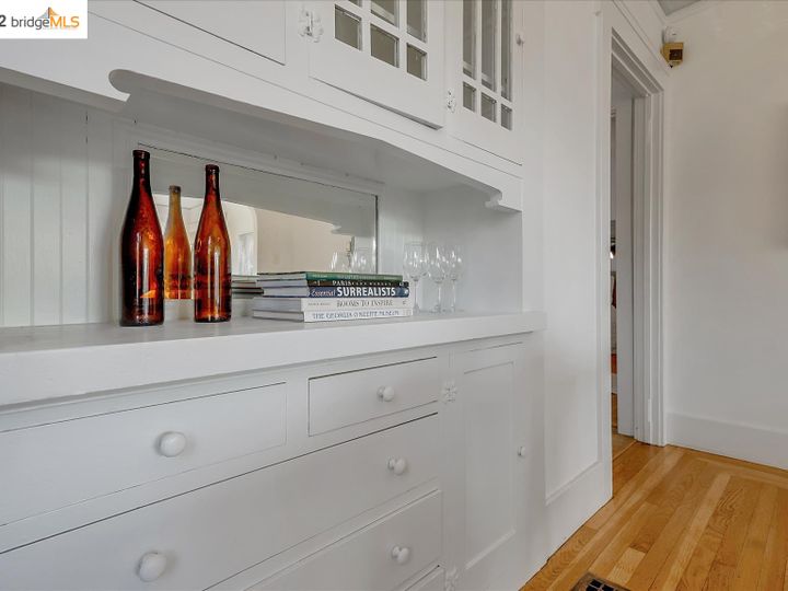 5412 Ruth Ave, Oakland, CA | Maxwell. Photo 13 of 60