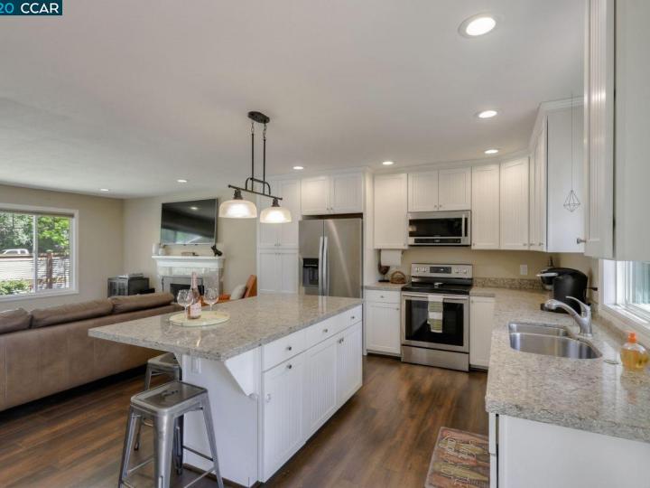 5552 Indiana Dr, Concord, CA | Clayton Highland. Photo 12 of 37