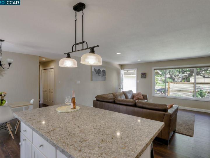 5552 Indiana Dr, Concord, CA | Clayton Highland. Photo 13 of 37