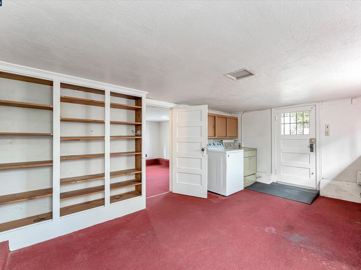 560 57th St, Oakland, CA | North Oakland. Photo 21 of 55