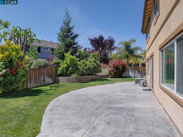 5670 Carlow Way, Antioch, CA | Rivergate. Photo 32 of 34