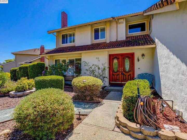 5773 Thousand Oaks Dr, Castro Valley, CA | Columbia. Photo 31 of 40