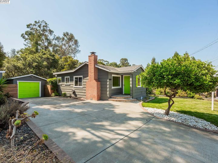 6233 Hillmont Dr, Oakland, CA | Chimes Terrace. Photo 1 of 30