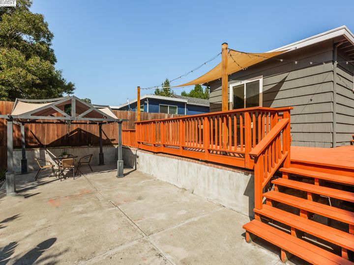 6233 Hillmont Dr, Oakland, CA | Chimes Terrace. Photo 20 of 30