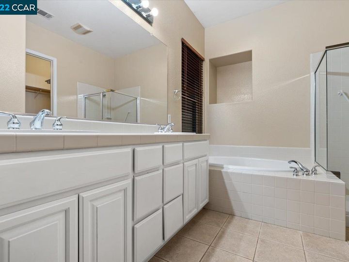 695 Astor Ct, Brentwood, CA | Brentwood Hills. Photo 23 of 35