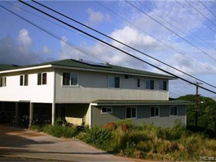 Rental 700 16th Ave, Honolulu, HI, 96816. Photo 3 of 5