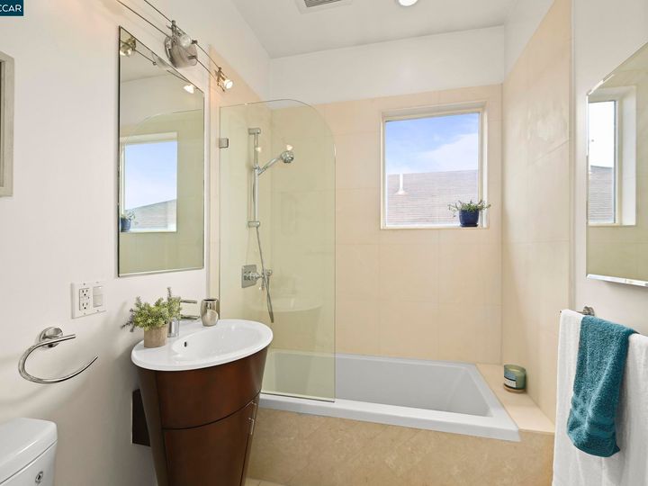 731 44th Ave, San Francisco, CA | Outer Richmond. Photo 12 of 39