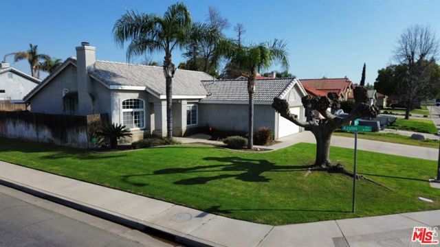 7400 Chilibre St, Bakersfield, CA | . Photo 4 of 31